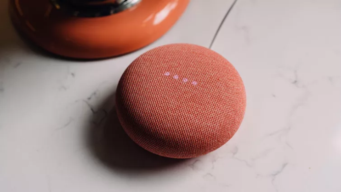  Google Nest Mini
The other best smart speaker 